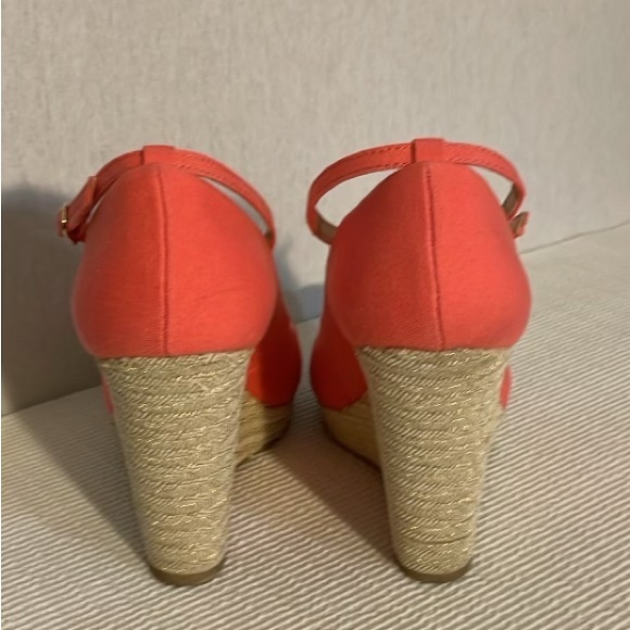 The Webster Miami at Target wedges, size 11 - Picture 4 of 10